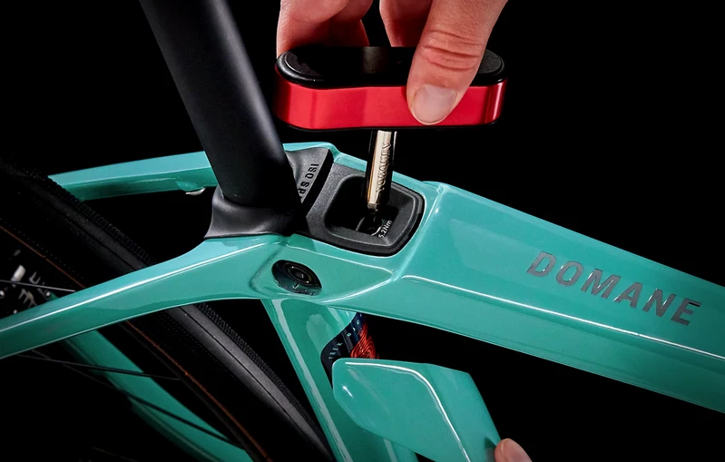 Trek Domane SL 5 Gen 4 - Road Bike 6 Trek Domane SL 5 Gen 4 - Road Bike – Image 6