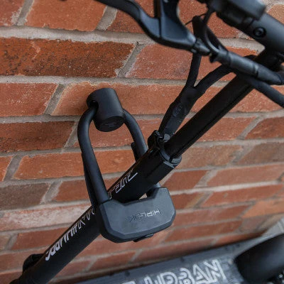 Ancre Noire Pour Vélo Avec Fixation Au Mur Ankr Mini Hiplok 2 Ancre Noire Pour Vélo Avec Fixation Au Mur Ankr Mini Hiplok – Image 2