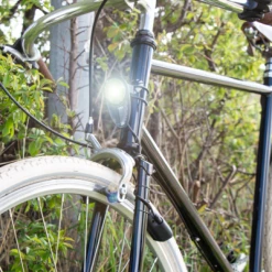 Eclairage Pour Vélo Sans Pile Avant Sur Cadre Nova Reelight -Bike Boutique de vente eclairage pour velo sans pile avant sur cadre nova reelight full 4
