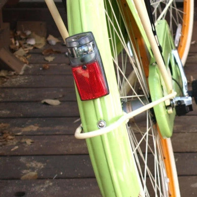 Ikzi Light Feu De Vélo Arrière Sur Garde Boue à Pile 3 Ikzi Light Feu De Vélo Arrière Sur Garde Boue à Pile – Image 3