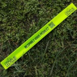 Goodie : Bracelet De Sécurité Réfléchissant LeCyclo.com -Bike Boutique de vente goodie bracelet de securite reflechissant lecyclo com full 3