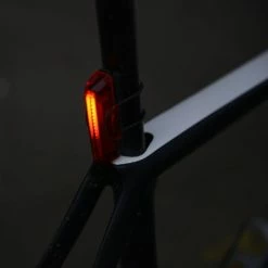 Phare Arrière Vélo Rechargeable USB Slimline Ultratorch Oxford -Bike Boutique de vente phare arriere velo rechargeable usb slimline ultratorch oxford full 4