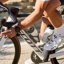 Traceur GPS Avec Détecteur De Mouvement + Porte-bidon Hoot 800 -Bike Boutique de vente porte bidon traceur gps hoot 800 3