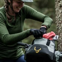 Sac Additionnel Pour Sacoche De Guidon Bikepacking Apidura -Bike Boutique de vente sac additionnel pour sacoche de guidon bikepacking apidura full 6