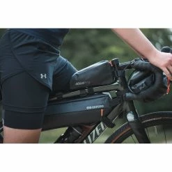 Sacoche De Cadre Pour Le Bikepacking 4L Aqua Evo Adventure Oxford 9 Sacoche De Cadre Pour Le Bikepacking 4L Aqua Evo Adventure Oxford -Bike Boutique de vente sacoche cadre frame pack oxford 4L 10